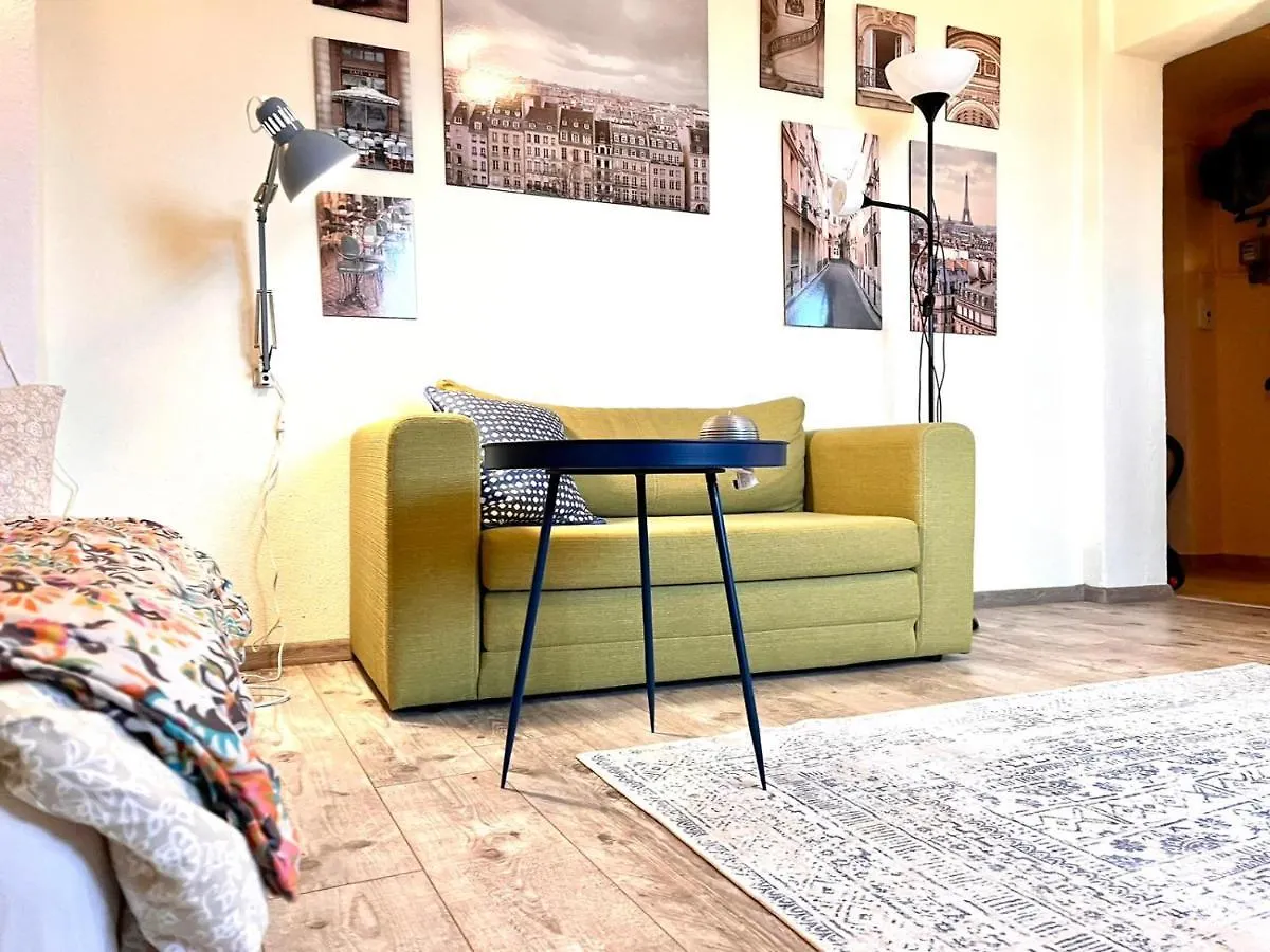 דירות בוקרשט Panoramic Lil' Paris 0*,  רומניה
